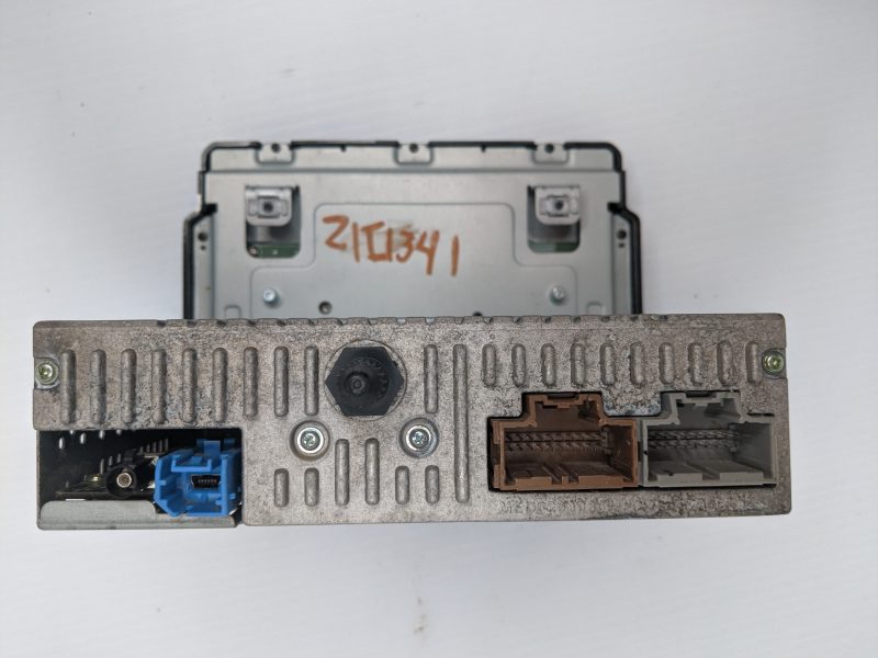 UNLOCKED 17-21 TRAX OEM RADIO 42481575 - Image 5