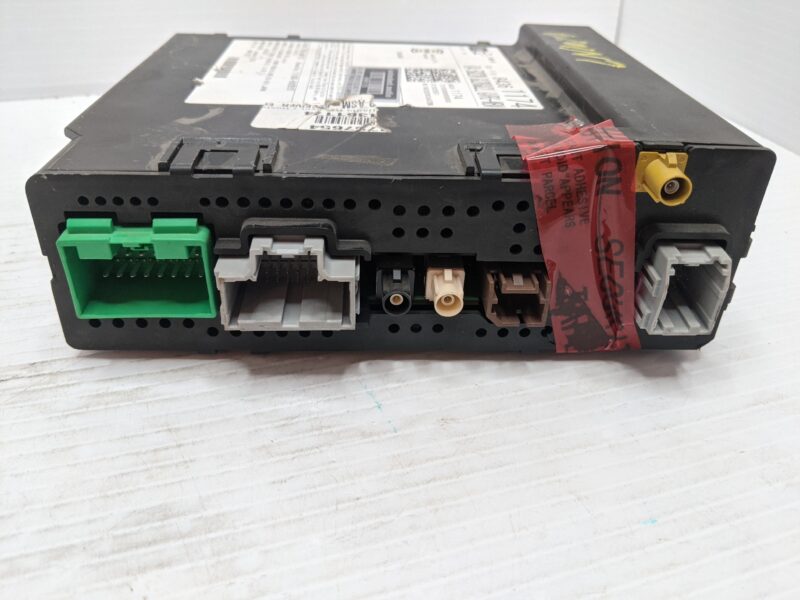 UNLOCKED 17-19 SILVERADO OEM RADIO 84361174 IO5 UQ3 - Image 2