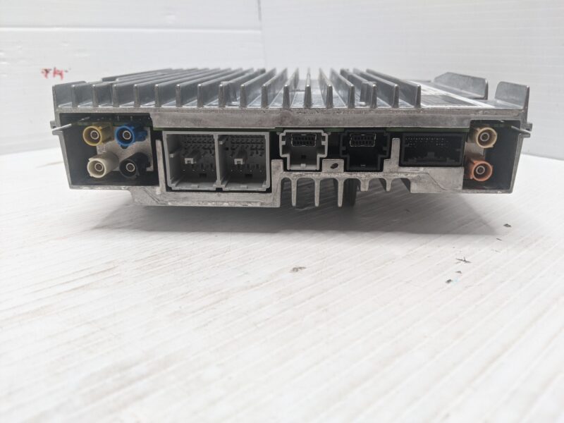 UNLOCKED 21-24 GMC SIERRA OEM INFOTAINMENT RADIO 85528592 IOS - Image 2