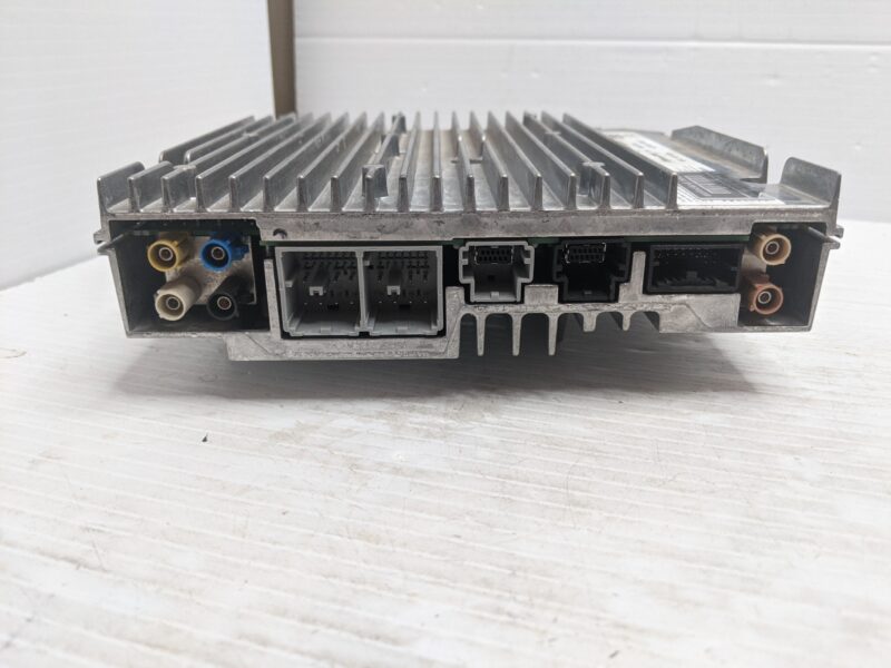 UNLOCKED 21-24 GMC SIERRA CHEVY BLAZER OEM INFOTAINMENT RADIO 84989264 IOS - Image 2