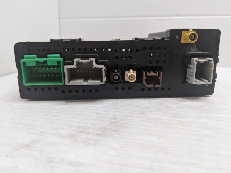 UNLOCKED 17-19 SILVERADO OEM RADIO 84361174 IO5 UQ3 - Image 2