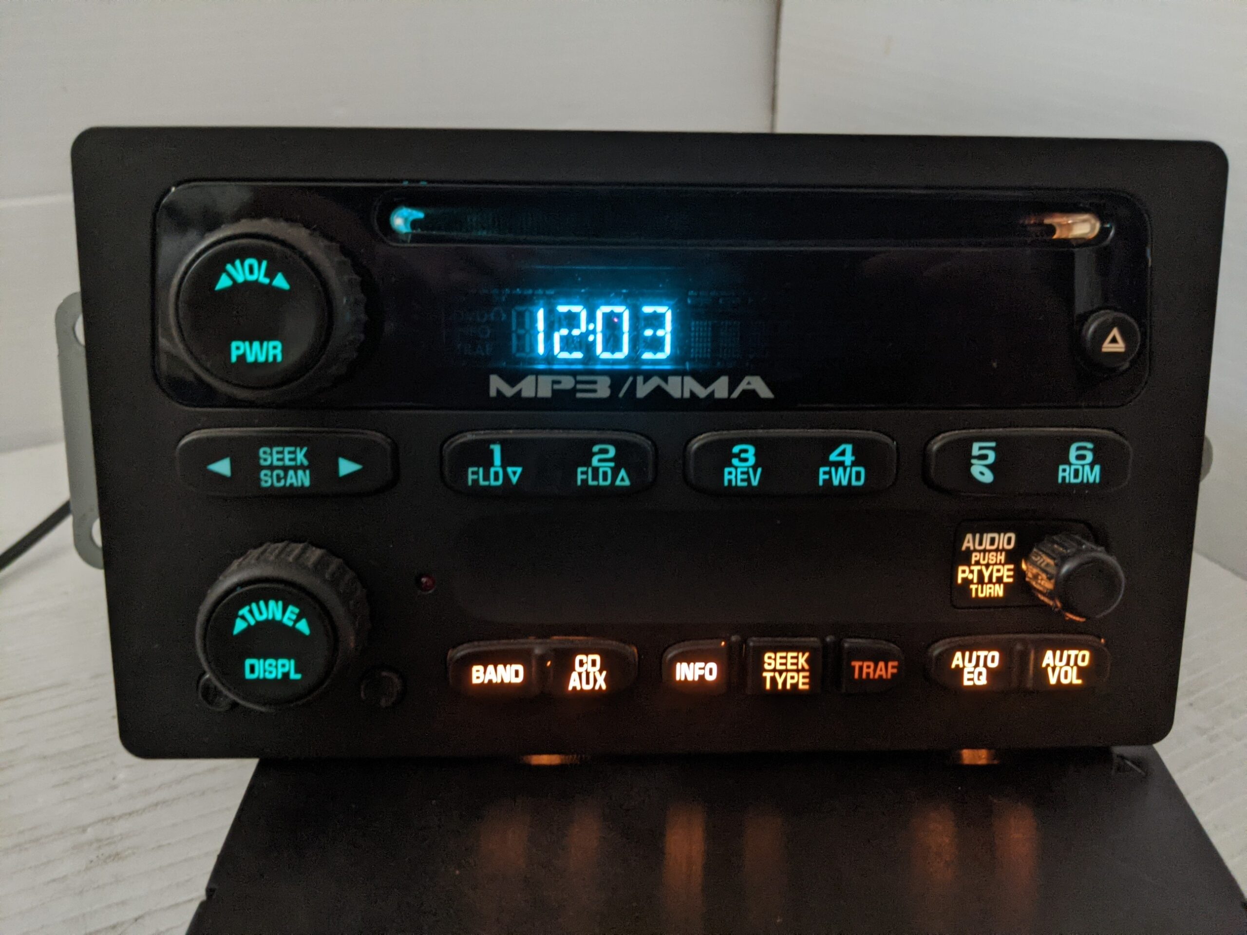 UNLOCKED 10-12 COLORADO CANYON OEM RADIO 25998449 US8 - Image 2