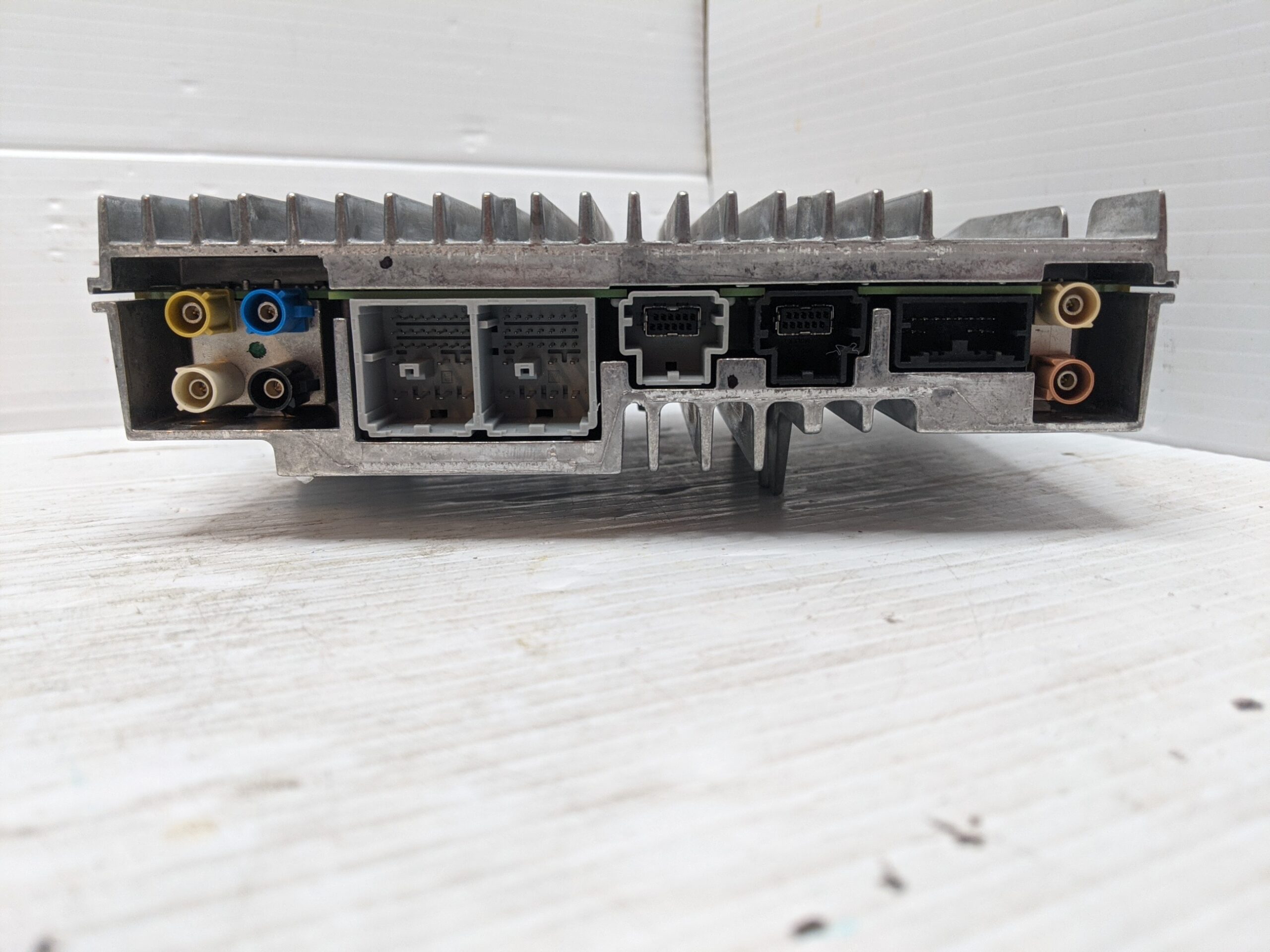 UNLOCKED 21-22 CHEVY SILVERADO INFOTAINMENT RADIO RECEIVER 84989265 IOT - Image 2