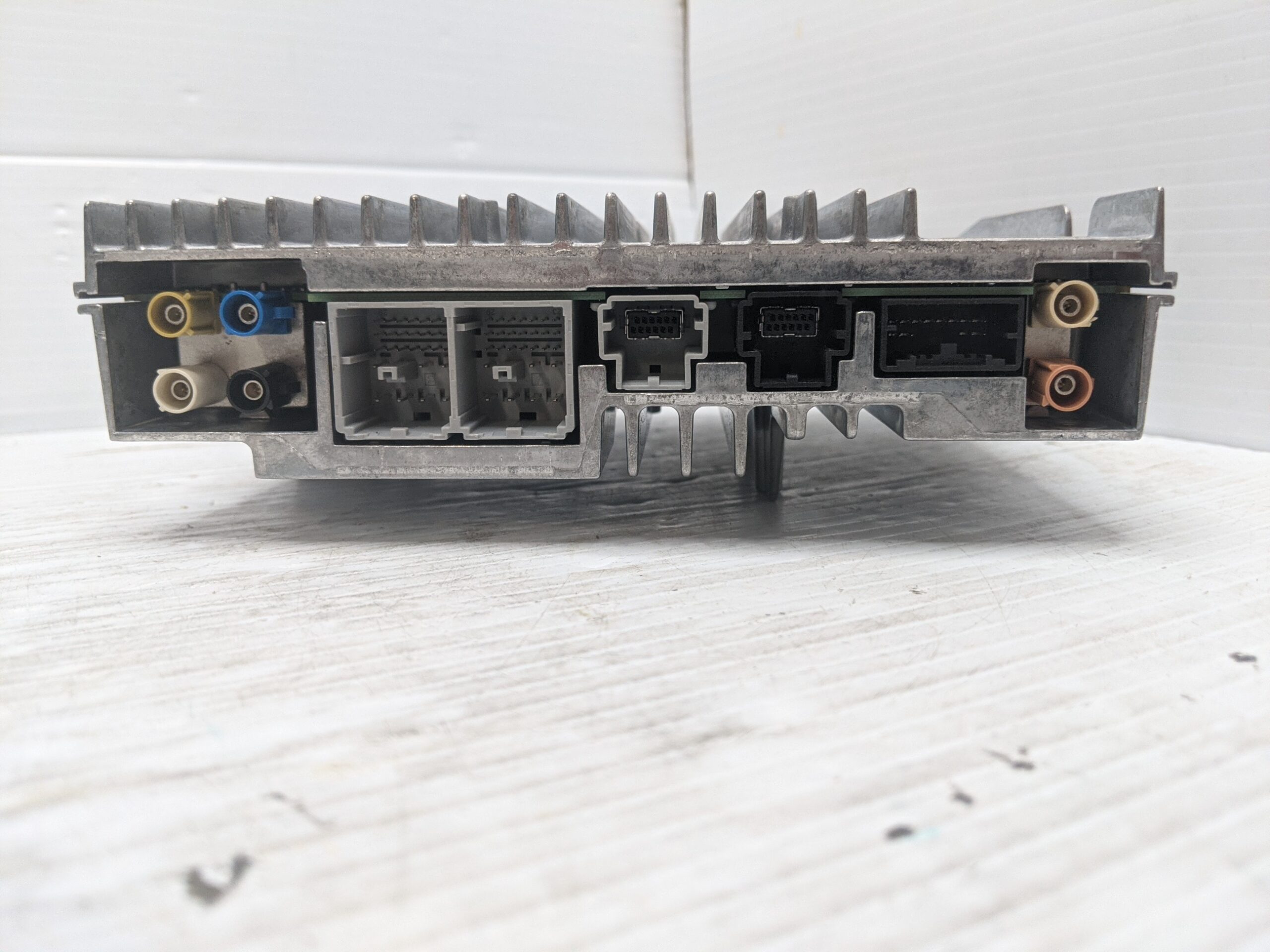 UNLOCKED 21-25 CHEVY SILVERADO TRAVERSE BLAZER TRAILBLAZER CAMARO INFOTAINMENT RADIO RECEIVER 84987571 IOS - Image 2