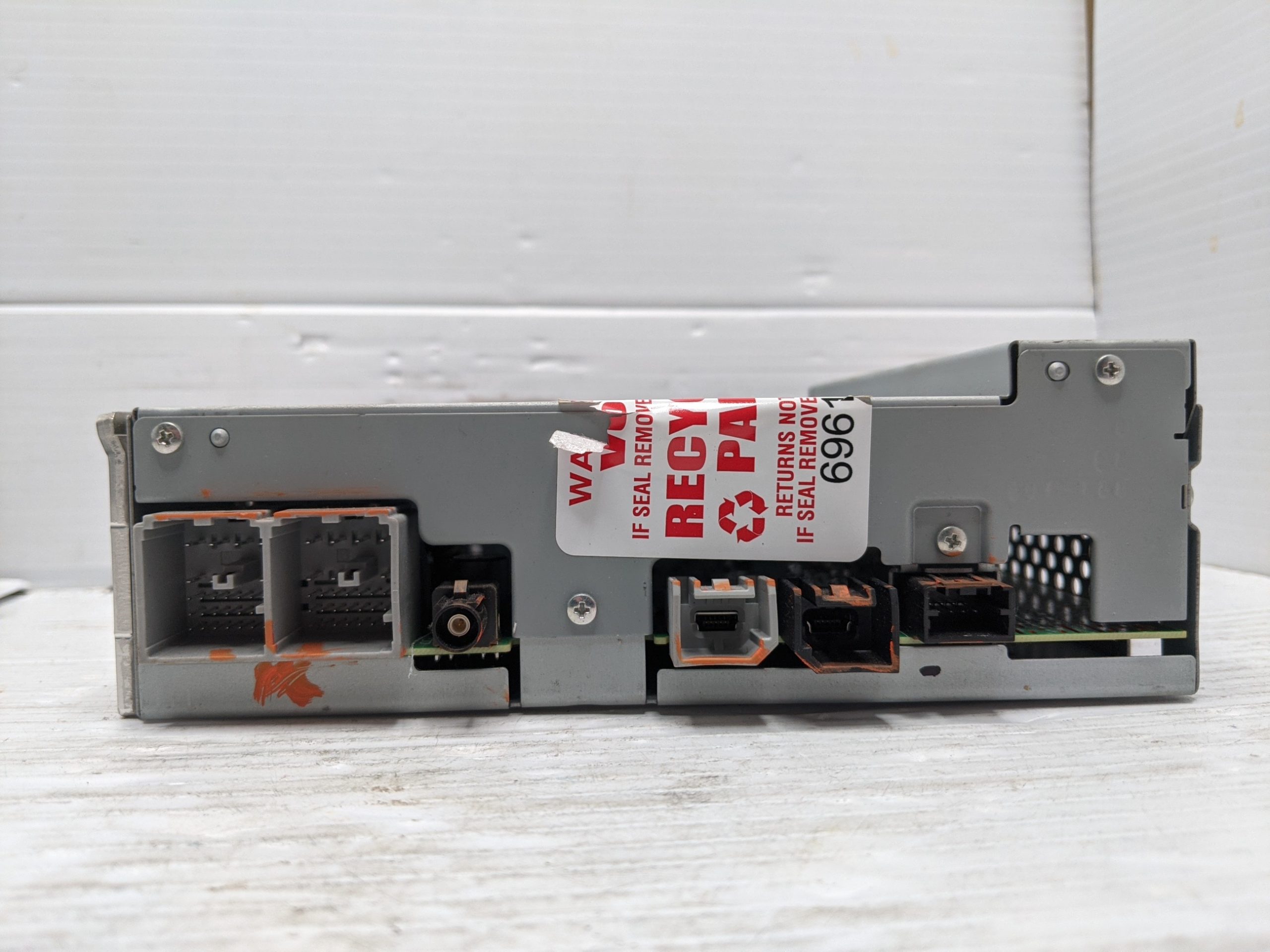 UNLOCKED 20-22 EQUINOX MALIBU OEM RADIO 84762974 IOR - Image 2