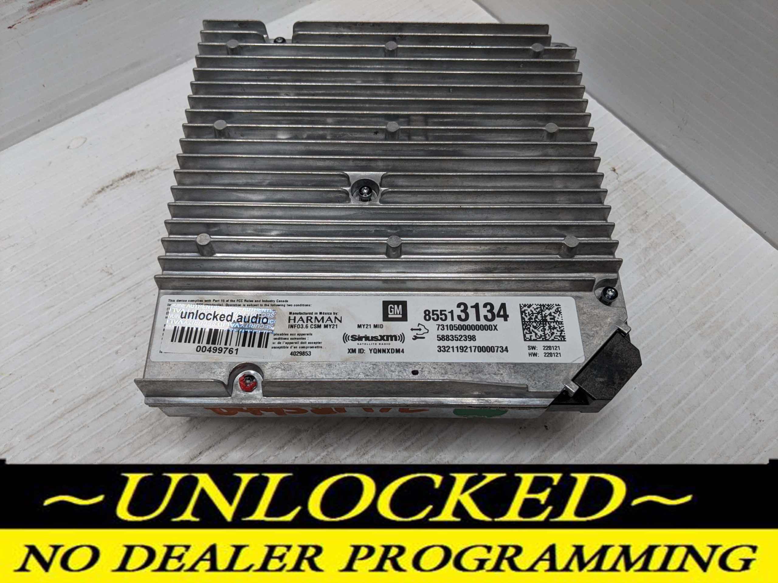 UNLOCKED 20-24 GMC SIERRA OEM INFOTAINMENT RADIO 85513134 IOS