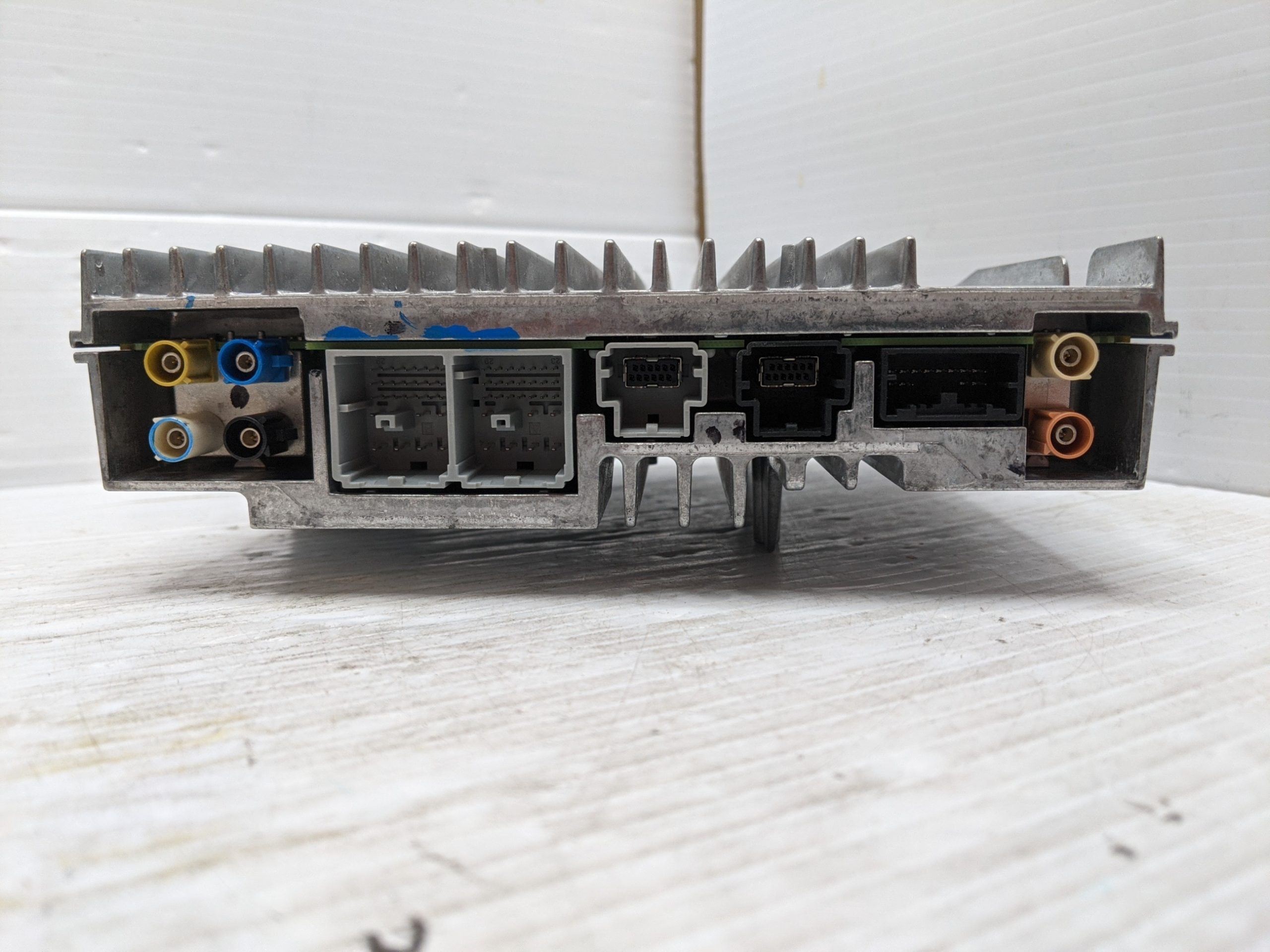 UNLOCKED 22-23 CHEVY TAHOE SILVERADO GMC YUKON SIERRA INFOTAINMENT RADIO RECEIVER 85595174 IOK - Image 2